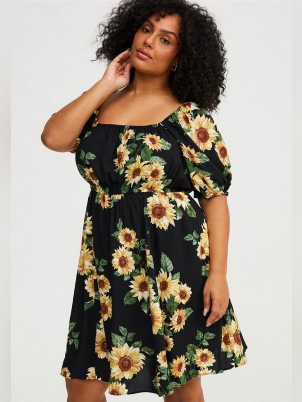torrid Black Sunflower Puff Sleeve Mini Dress Size 4